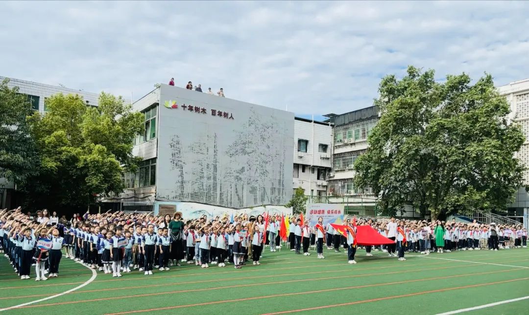 刻苦训练篮球时如何避免受伤的建议_0